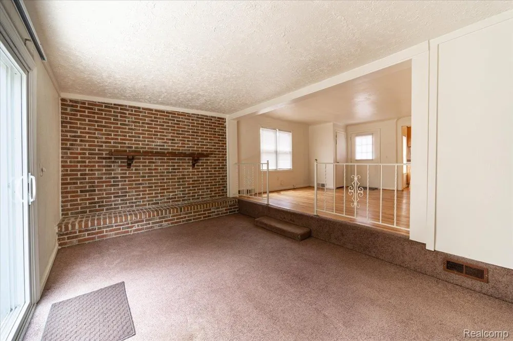 4335 Territorial Road #Apt B Rochester City, MI 48306