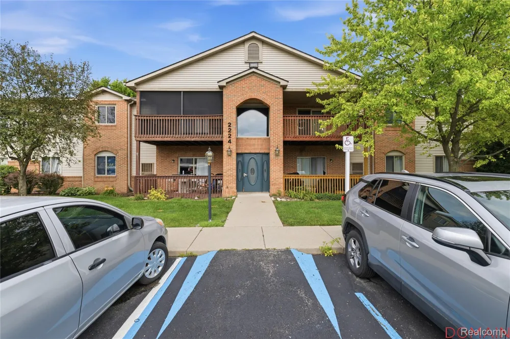 2224 Touchdown Court #2 Ypsilanti City, MI 48197