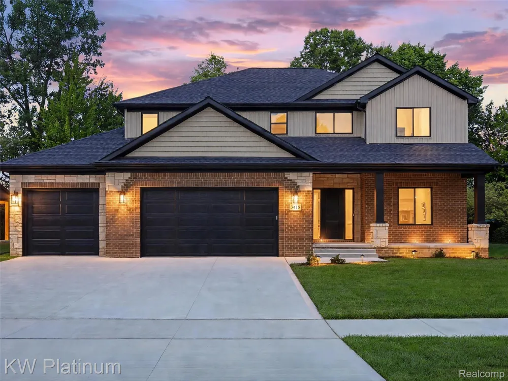 3416 Round Tree Drive China Township, MI 48054