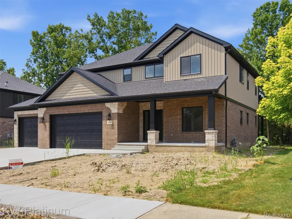 3416 Round Tree Drive China Township, MI 48054