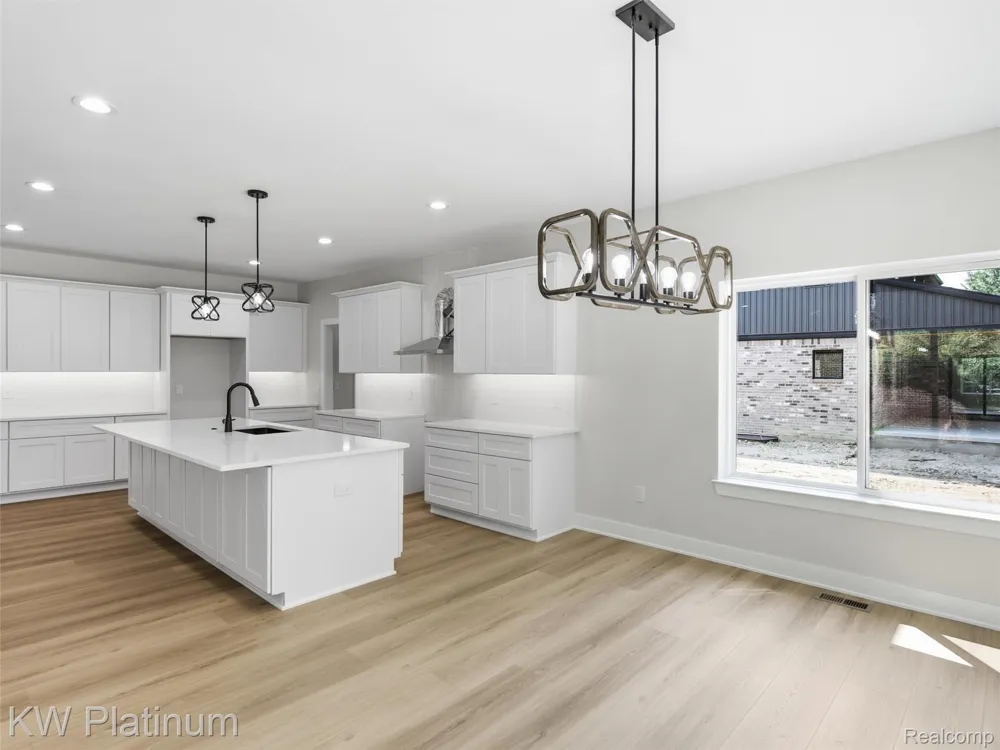 3416 Round Tree Drive China Township, MI 48054