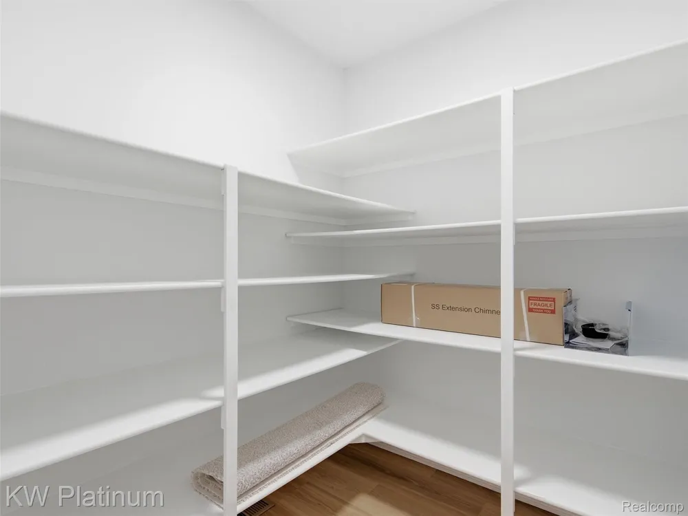 3416 Round Tree Drive China Township, MI 48054