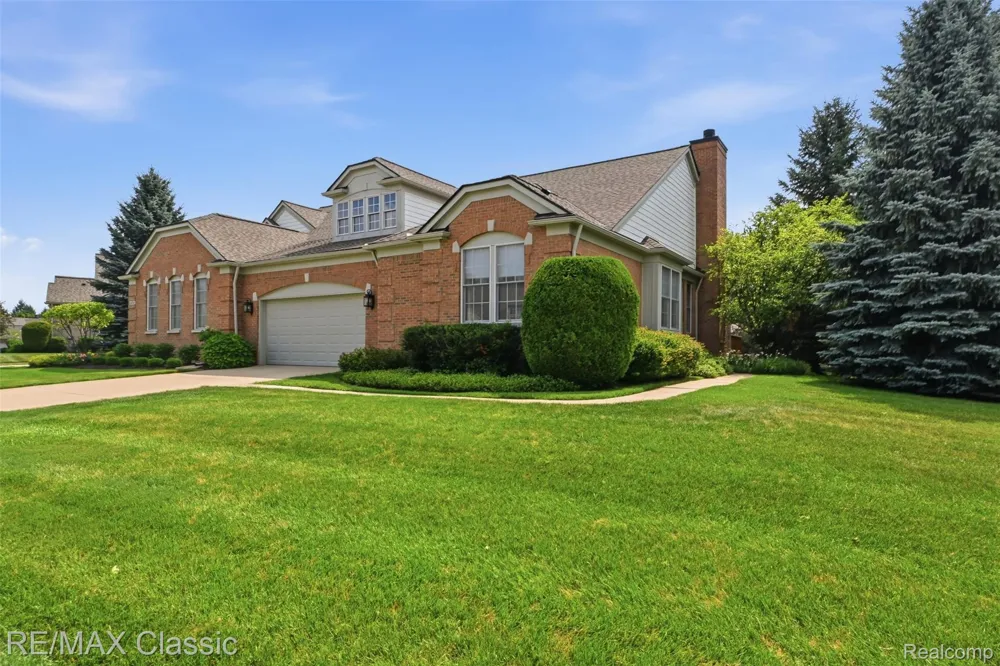 44764 Aspen Ridge Drive #116 Northville Township, MI 48168