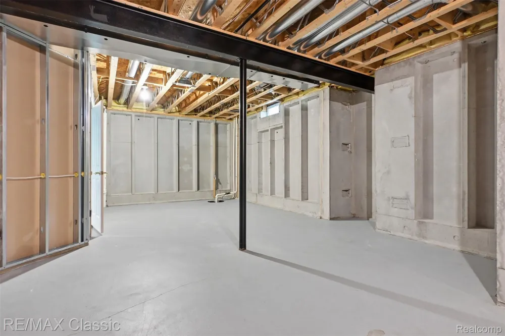 44764 Aspen Ridge Drive #116 Northville Township, MI 48168