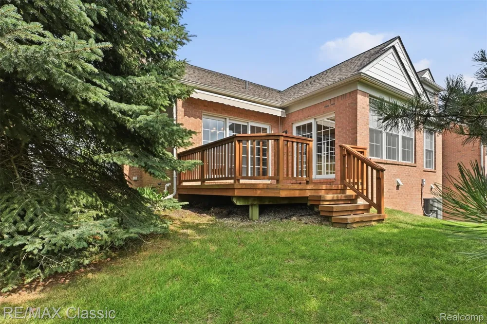 44764 Aspen Ridge Drive #116 Northville Township, MI 48168