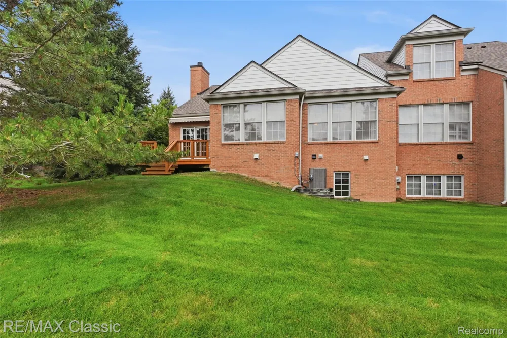 44764 Aspen Ridge Drive #116 Northville Township, MI 48168