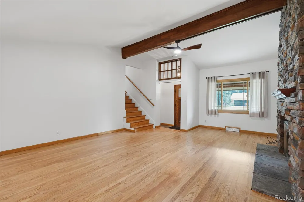 3454 Paddington Drive Troy City, MI 48084