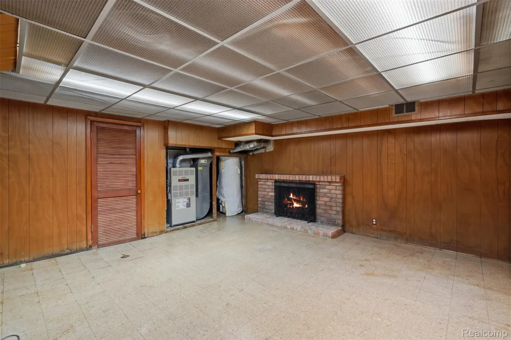 3454 Paddington Drive Troy City, MI 48084