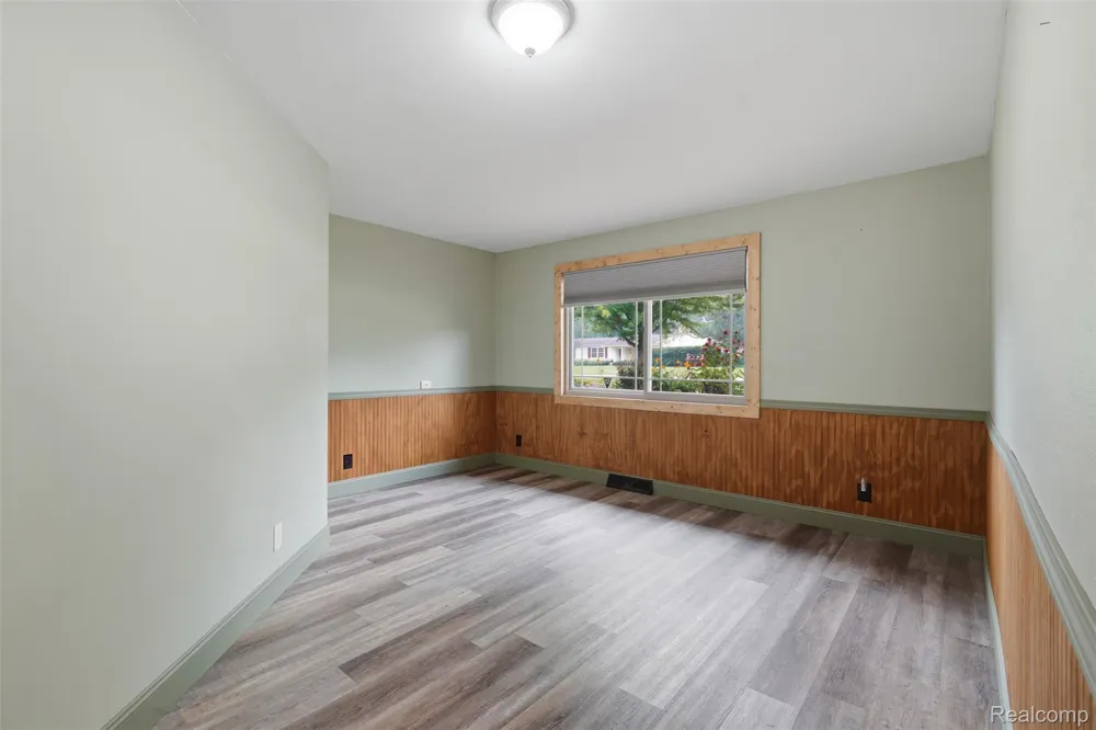 3454 Paddington Drive Troy City, MI 48084