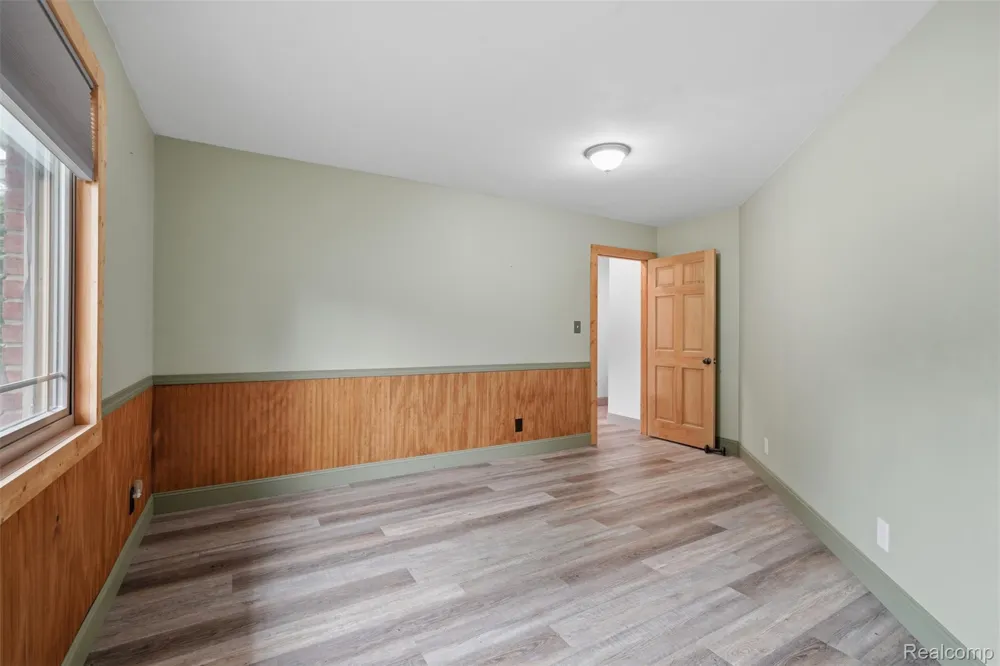 3454 Paddington Drive Troy City, MI 48084
