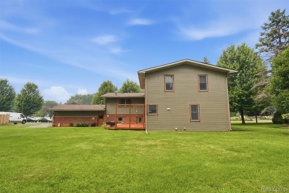 3454 Paddington Drive Troy City, MI 48084