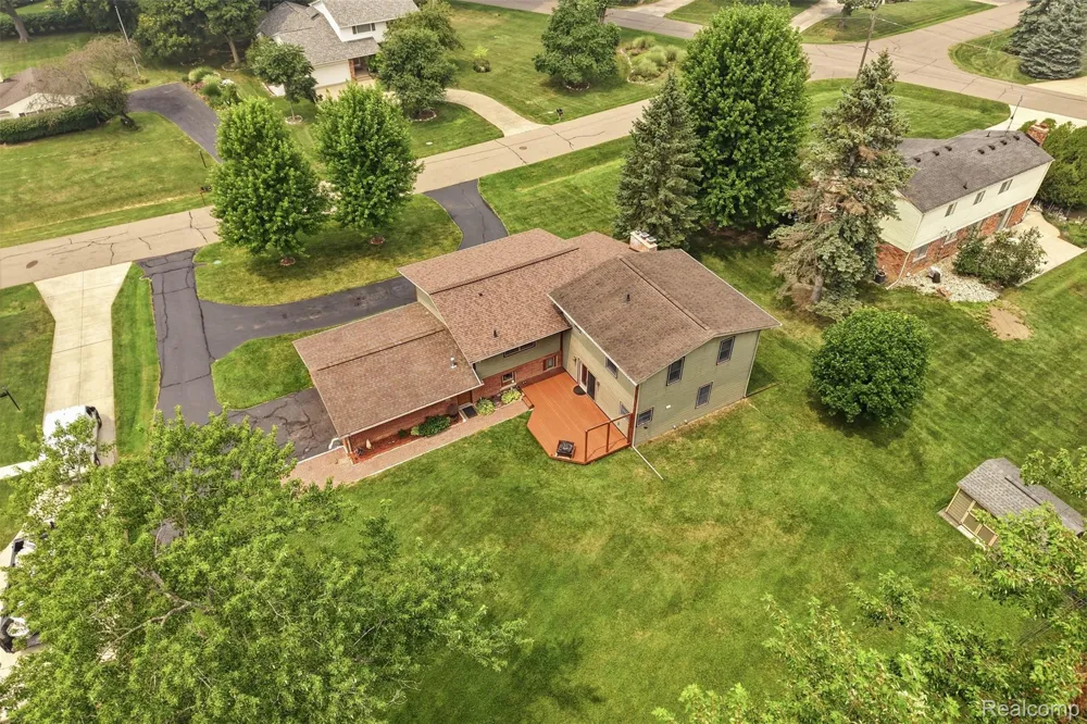 3454 Paddington Drive Troy City, MI 48084