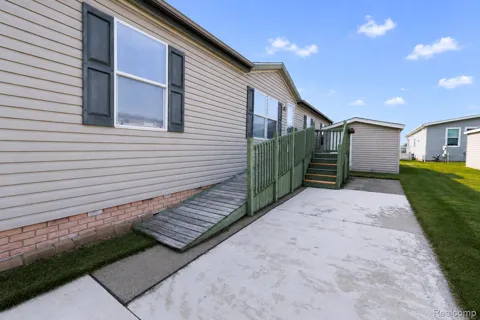 3423 Green Apple Court