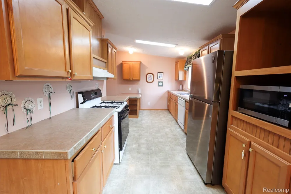 3423 Green Apple Court Ash Township, MI 48117