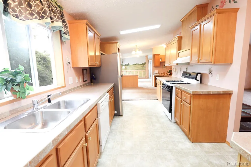 3423 Green Apple Court Ash Township, MI 48117
