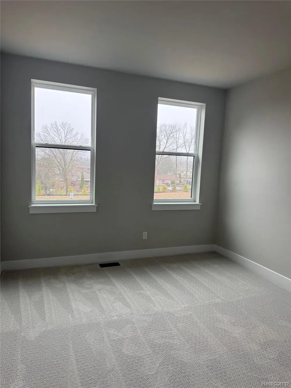 2417 Provencal Drive Commerce Charter Township, MI 48382