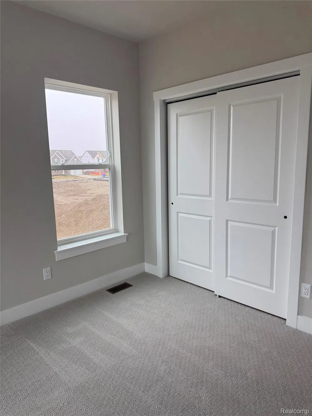 2417 Provencal Drive Commerce Charter Township, MI 48382