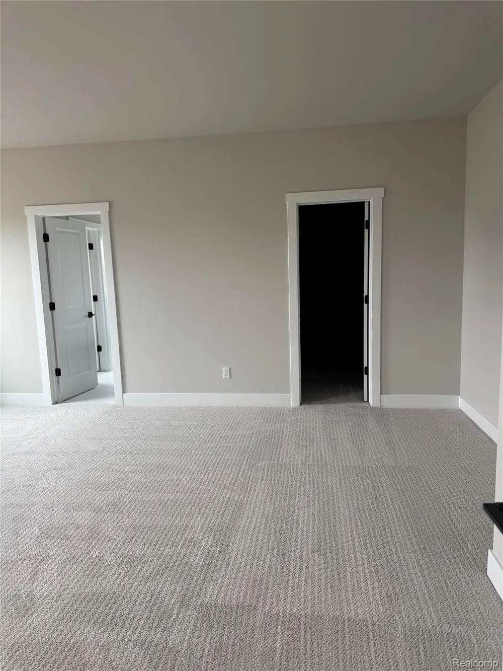 2417 Provencal Drive Commerce Charter Township, MI 48382