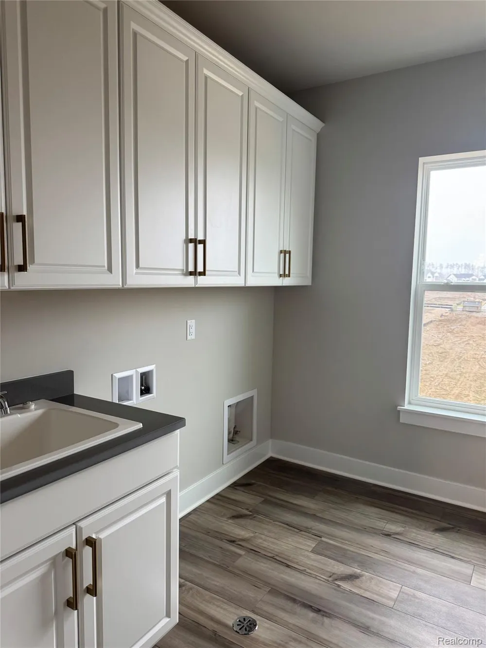 2417 Provencal Drive Commerce Charter Township, MI 48382