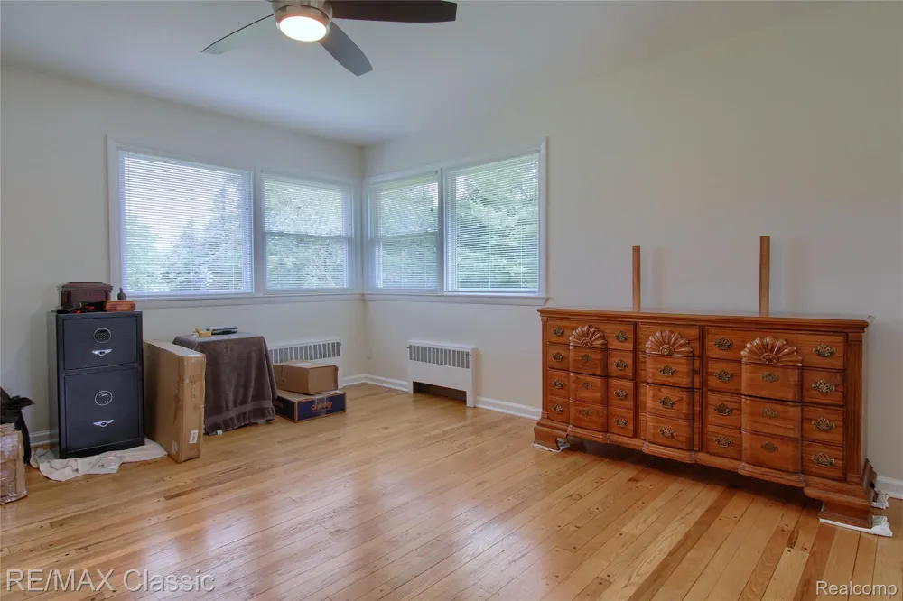 10268 7 Mile Road Salem Township, MI 48167