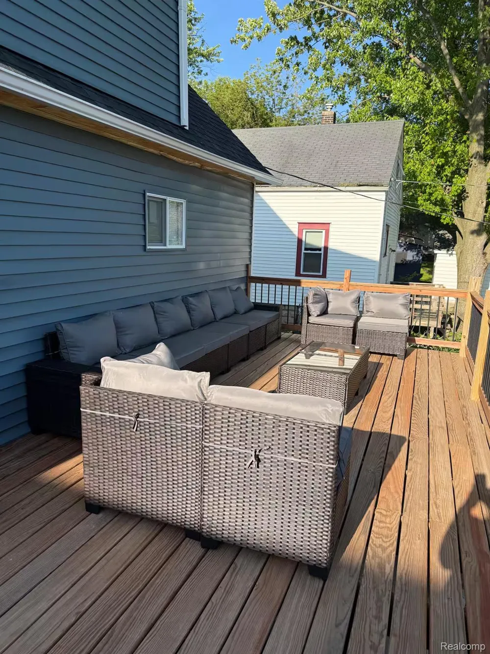 1212 Parkview Street Lansing City, MI 48912
