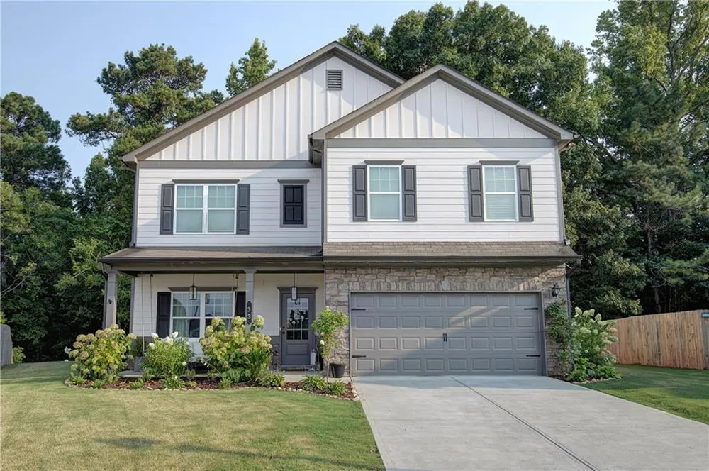 33 Thacker Trail Adairsville, GA 30103