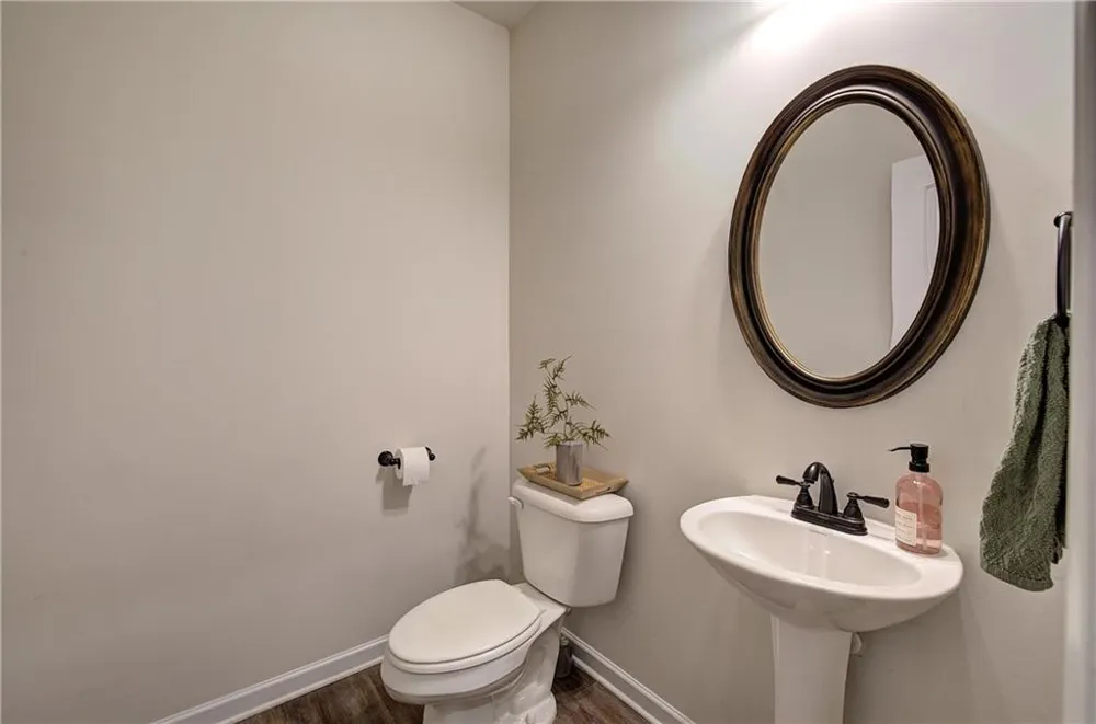 33 Thacker Trail Adairsville, GA 30103