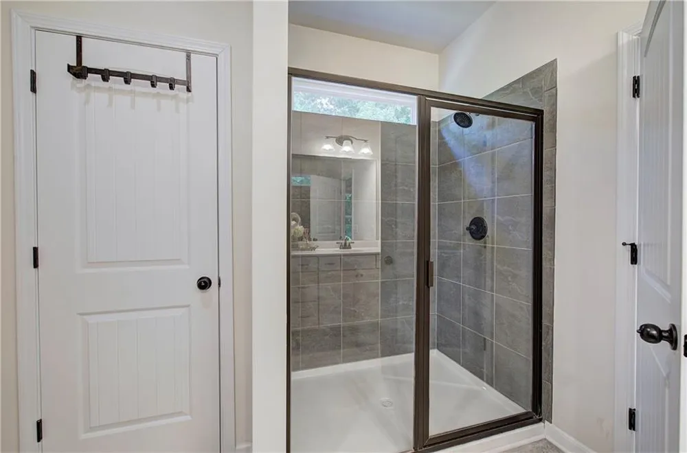 33 Thacker Trail Adairsville, GA 30103