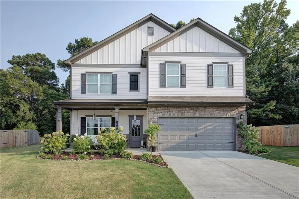 33 Thacker Trail Adairsville, GA 30103