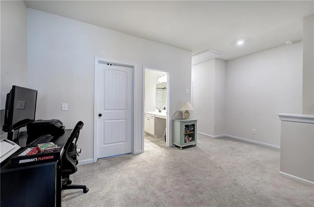 33 Thacker Trail Adairsville, GA 30103