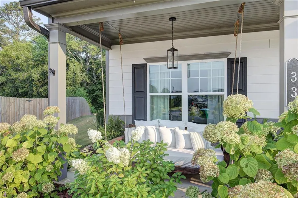 33 Thacker Trail Adairsville, GA 30103