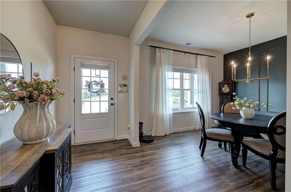 33 Thacker Trail Adairsville, GA 30103