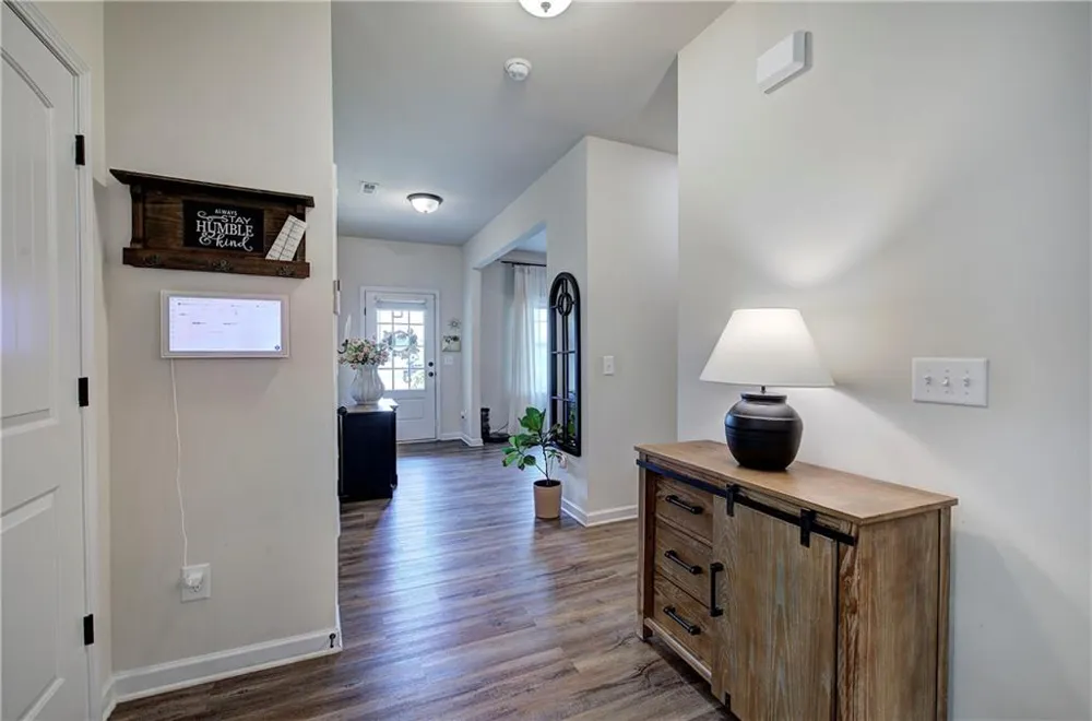 33 Thacker Trail Adairsville, GA 30103