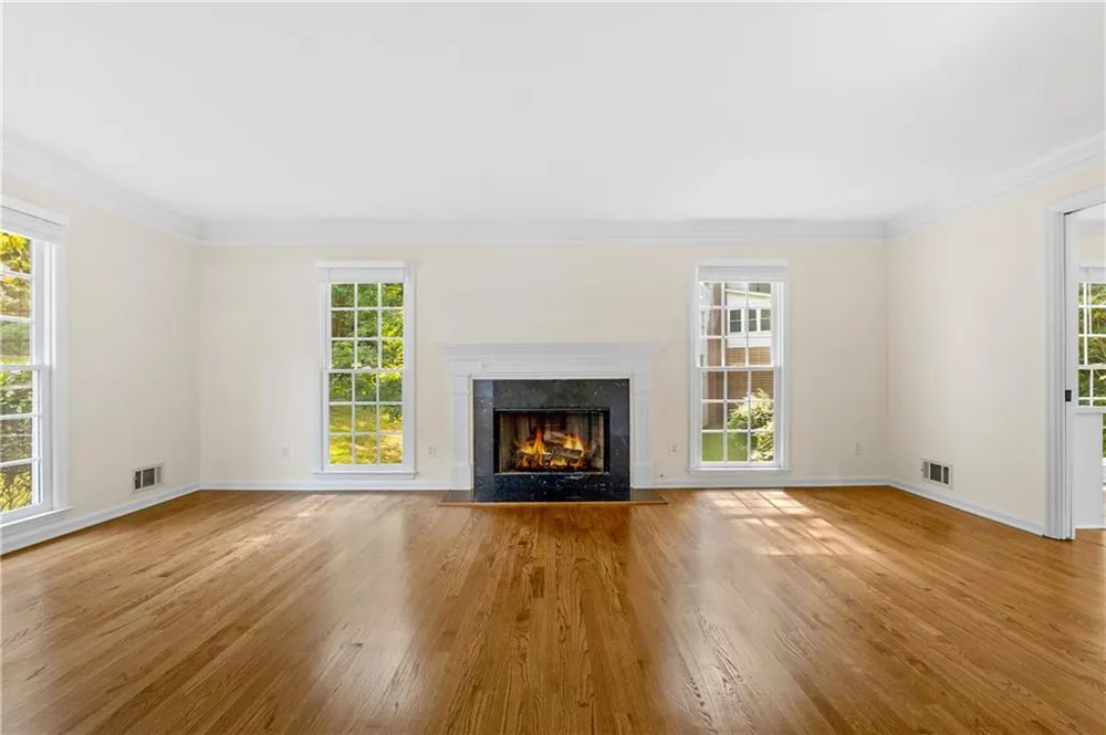 425 Prince Charles Place Johns Creek, GA 30022