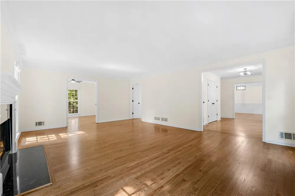 425 Prince Charles Place Johns Creek, GA 30022