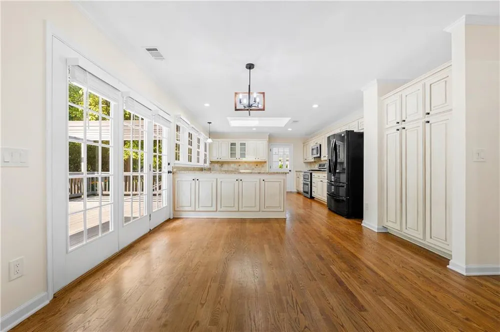 425 Prince Charles Place Johns Creek, GA 30022