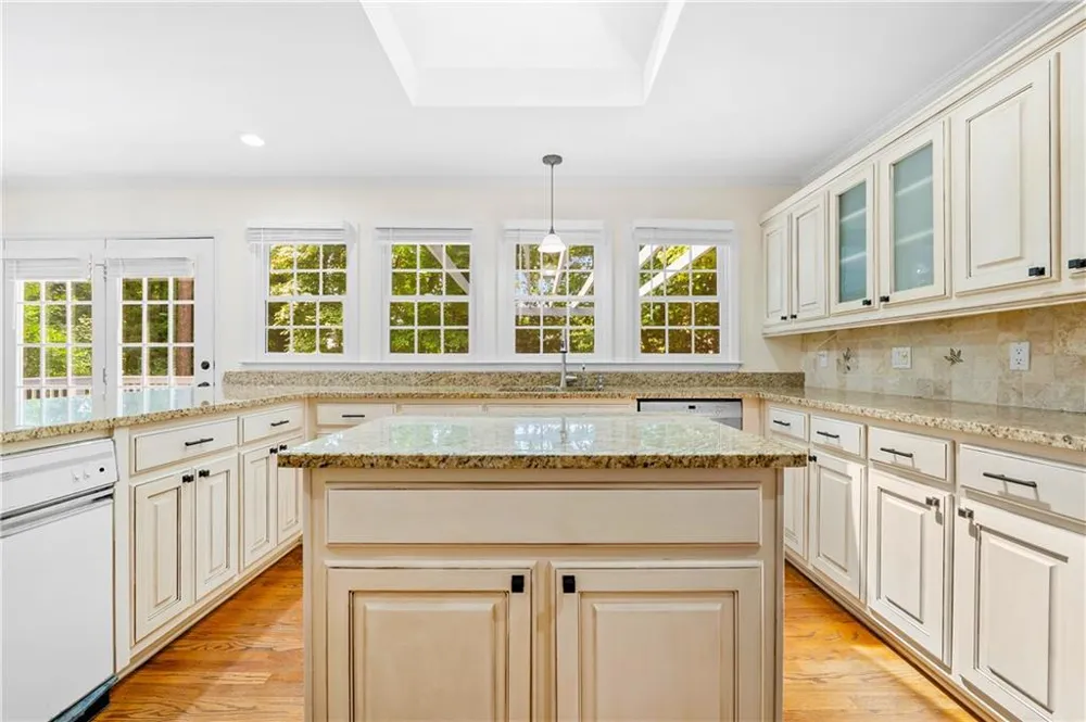 425 Prince Charles Place Johns Creek, GA 30022