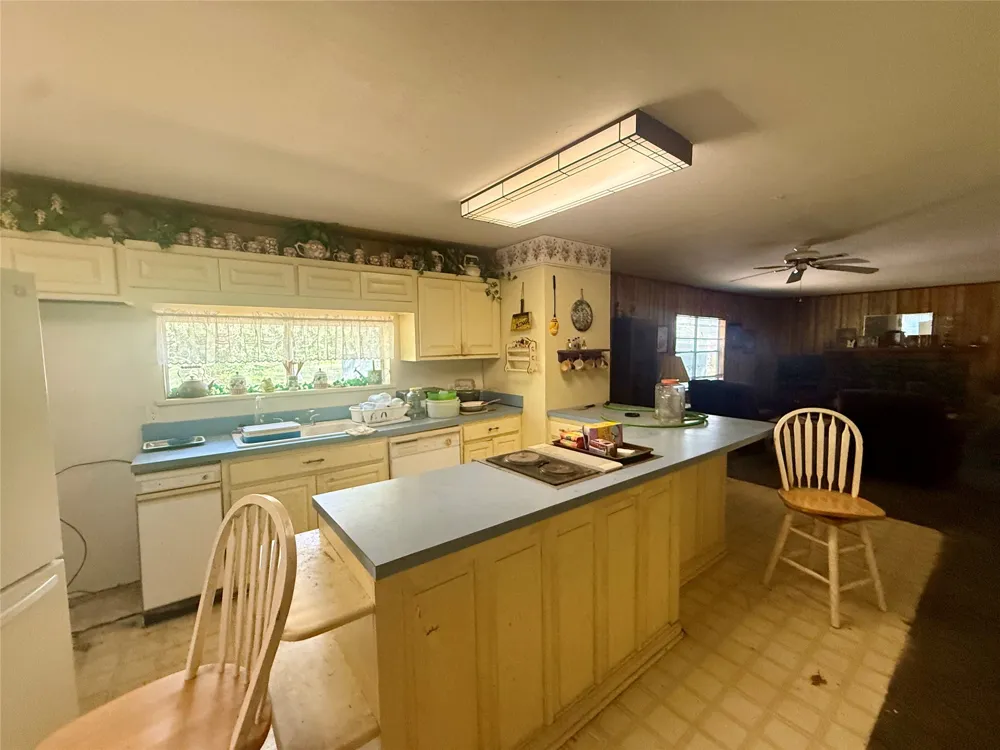221 Northview Drive Trinidad, TX 75163