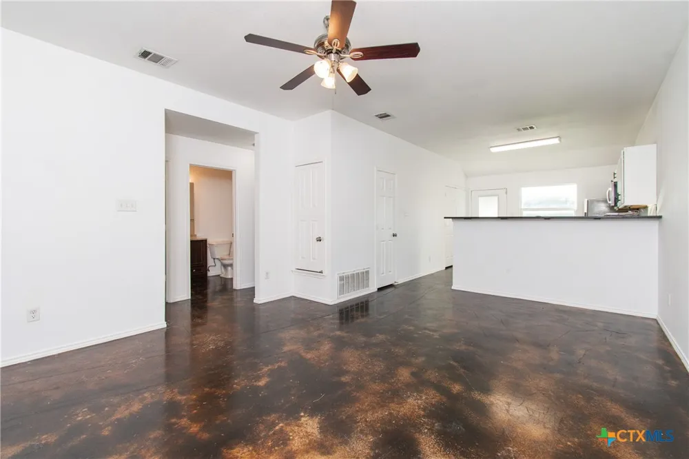 223 Mary Jo Drive #B Harker Heights, TX 76548