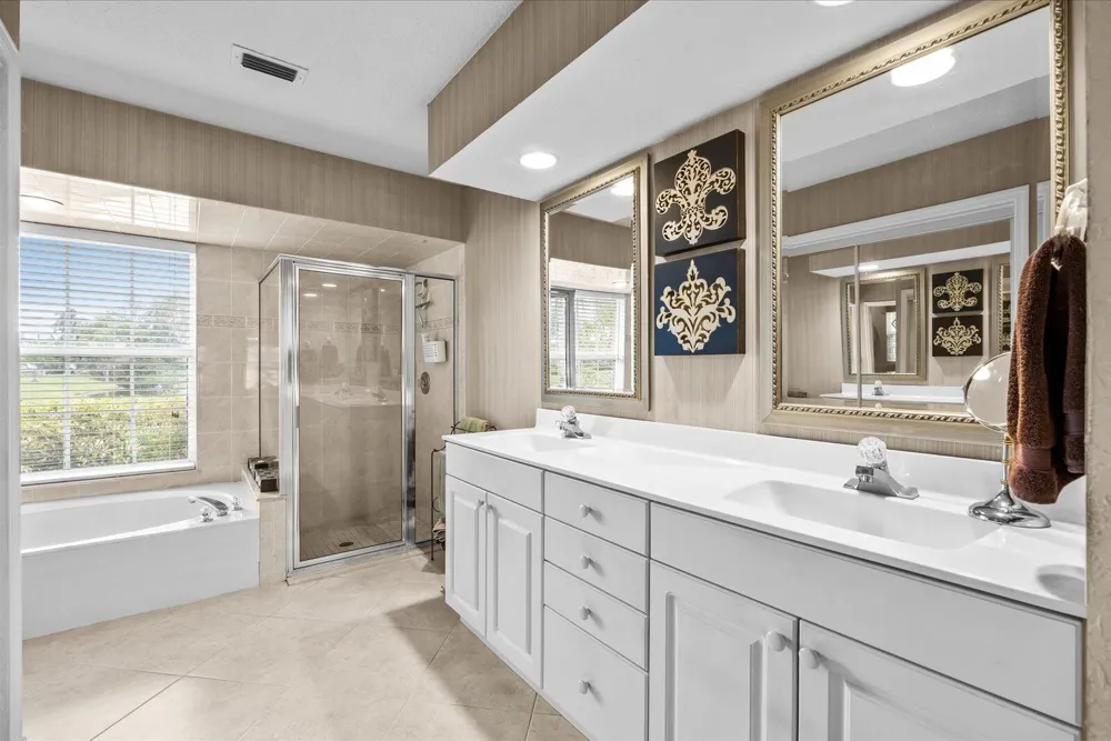 2375 NW Cove View Stuart, FL 34994