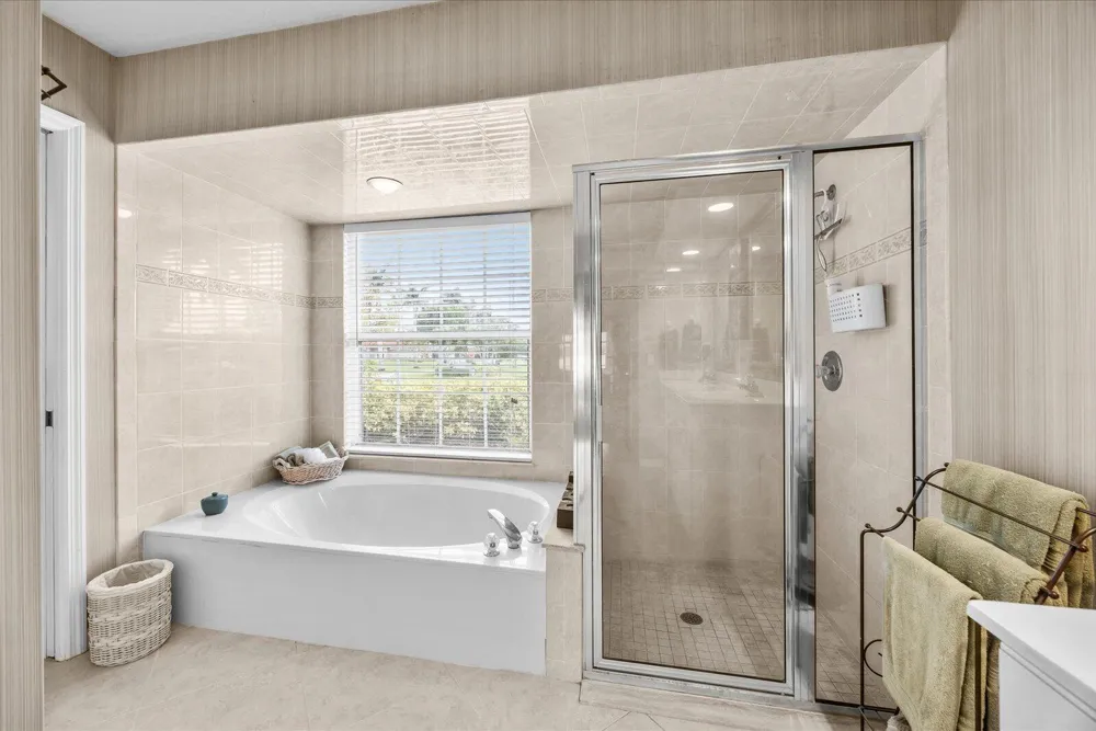 2375 NW Cove View Stuart, FL 34994