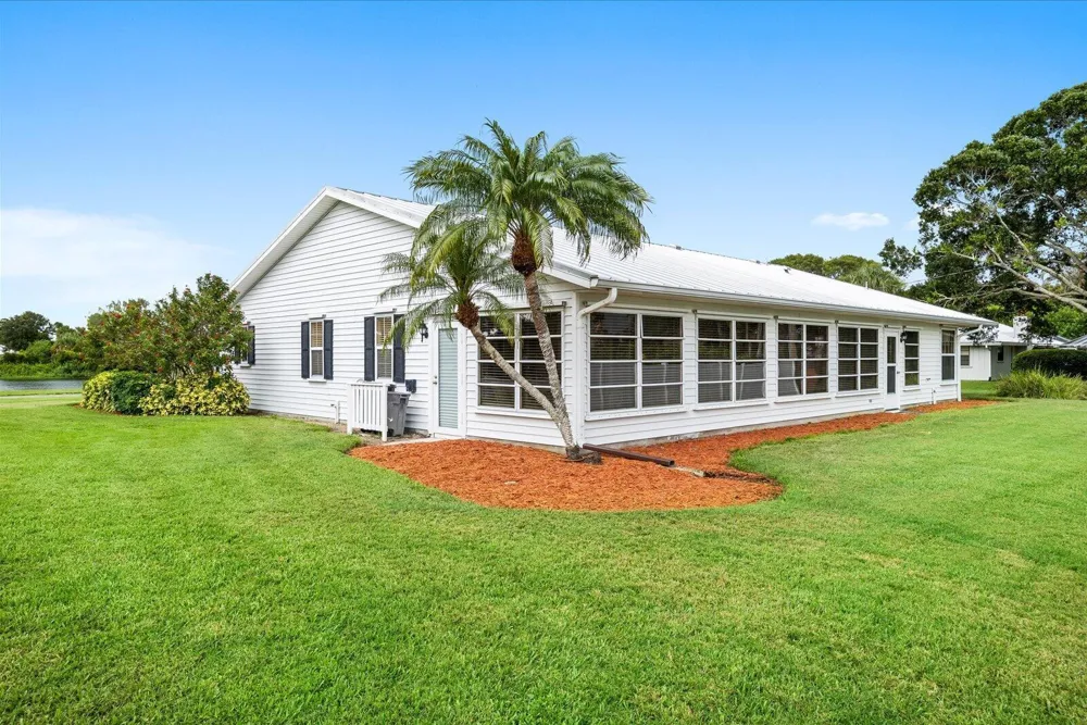 2375 NW Cove View Stuart, FL 34994