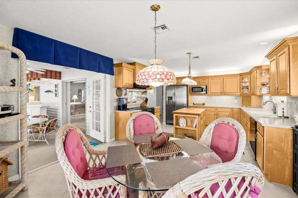 2375 NW Cove View Stuart, FL 34994