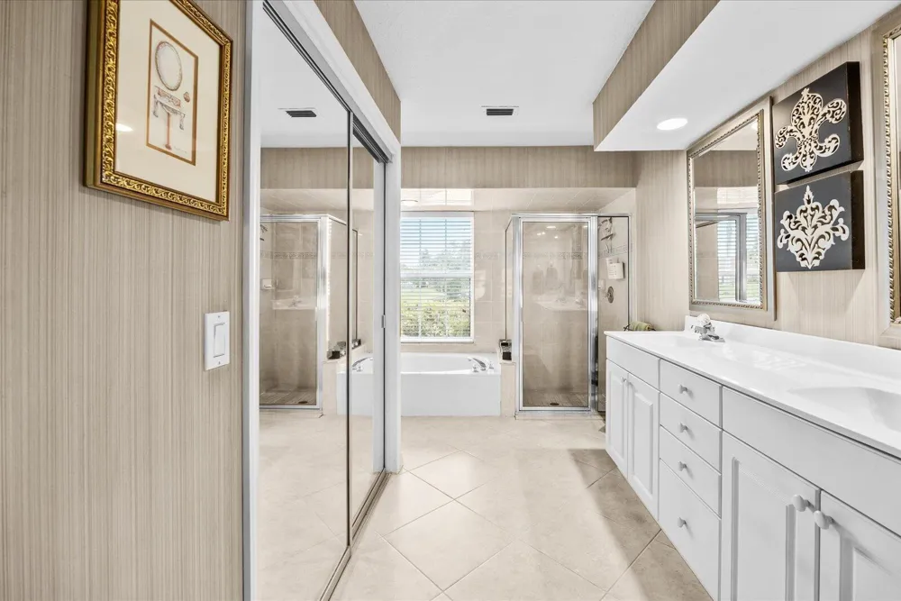 2375 NW Cove View Stuart, FL 34994