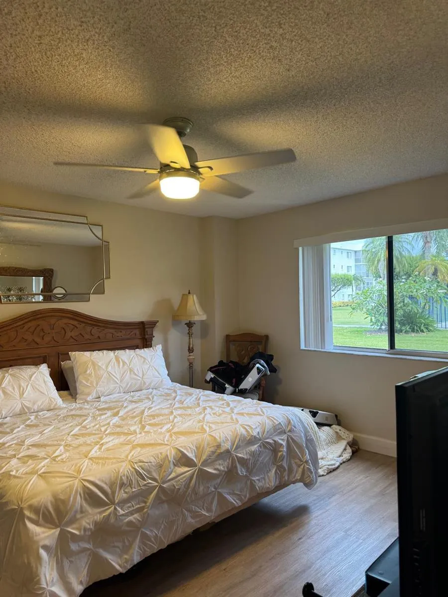 6698 10th Avenue #112 Lake Worth, FL 33467