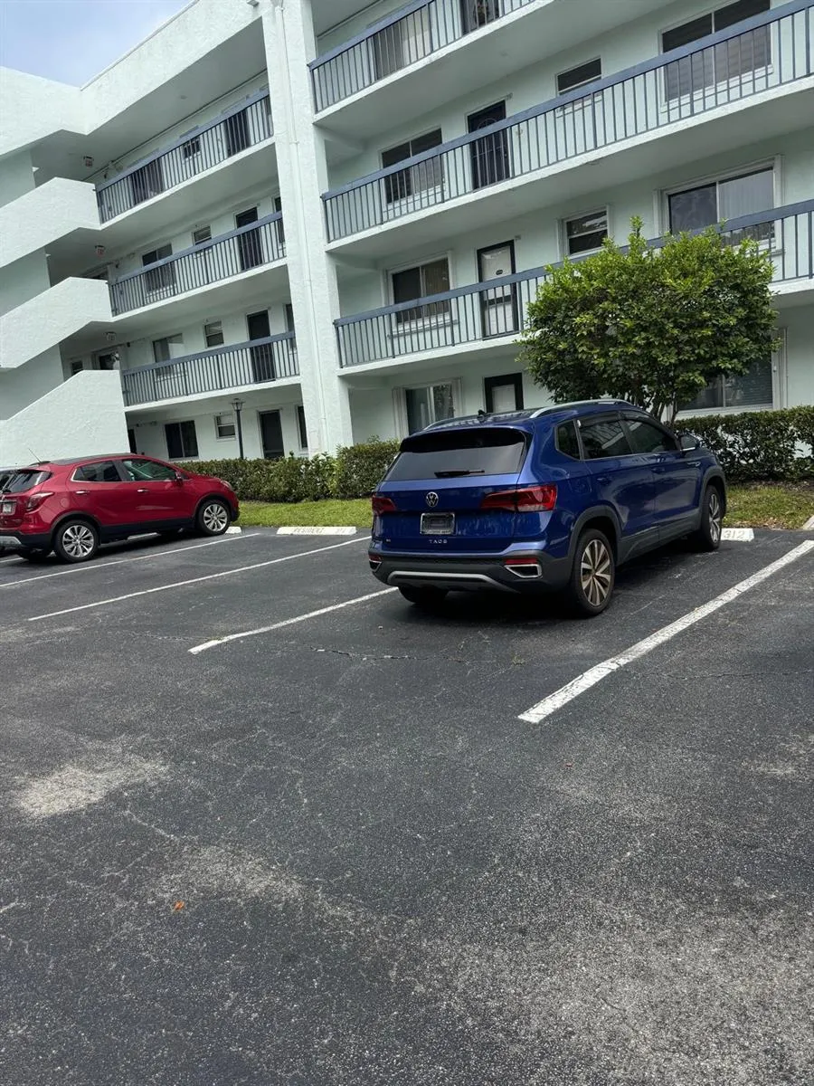 6698 10th Avenue #112 Lake Worth, FL 33467
