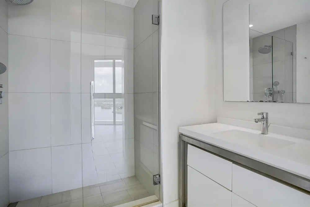 2000 Metropica Way #1503 Sunrise, FL 33323