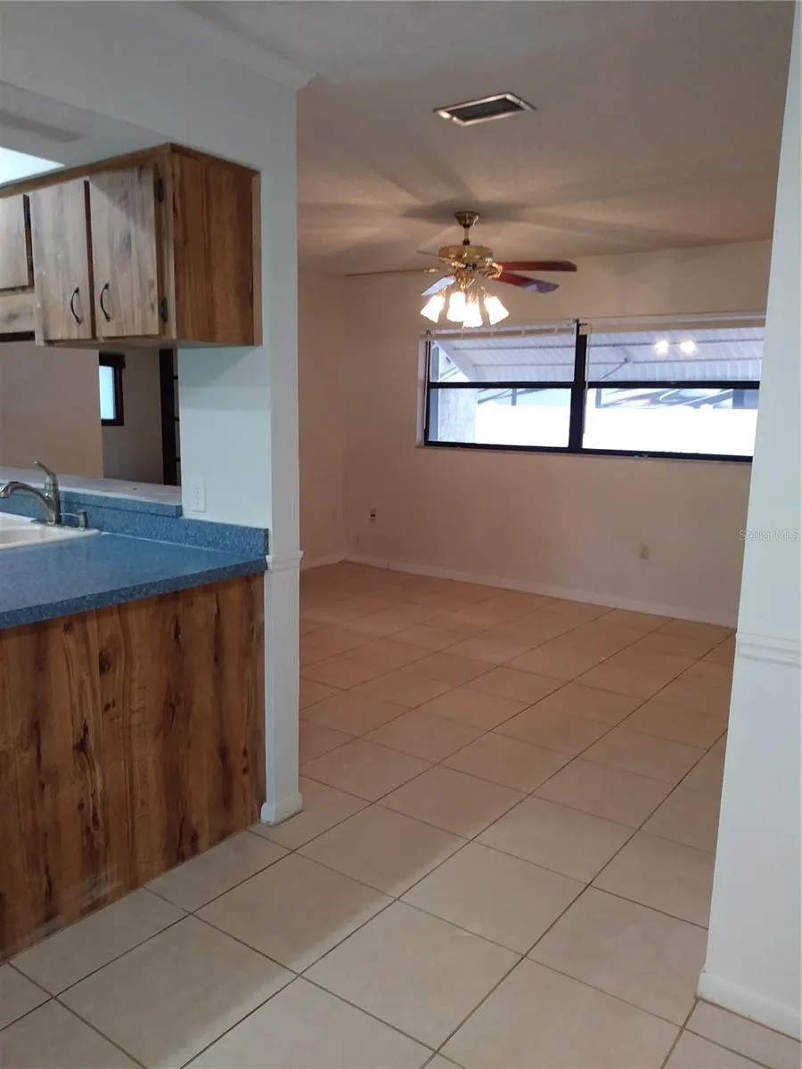 1725 TUMBLEWEED DRIVE Holiday, FL 34690