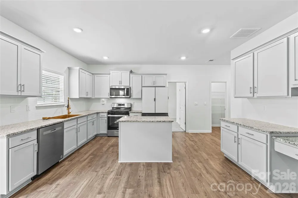 134 Giant Oak Avenue Statesville, NC 28677