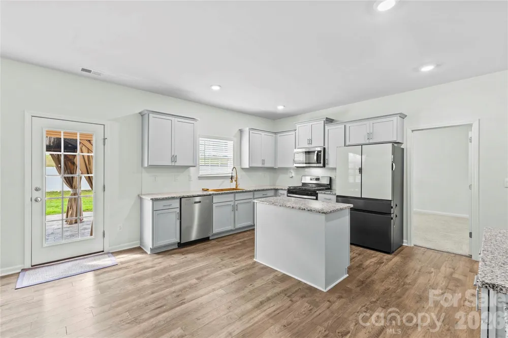 134 Giant Oak Avenue Statesville, NC 28677